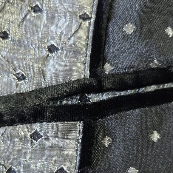 Coldwater Creek Black Gray Diamond Dot Crinkle Velvet Trim Vest Whimsical - Picture 5 of 8